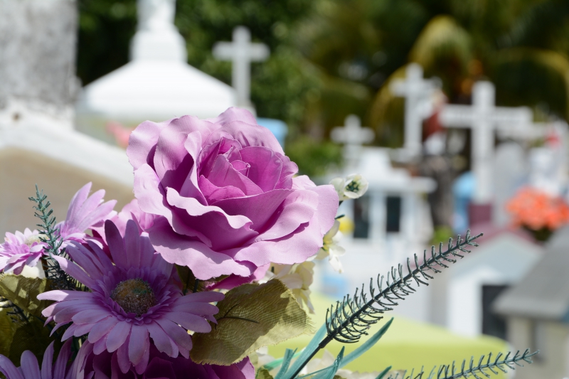 funeraire-LE VAL-min_cementerio-948048