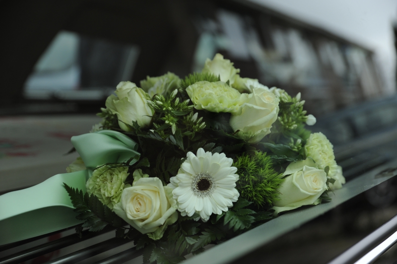 funeraire-LE VAL-min_flowers-4839339